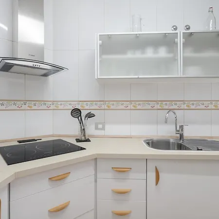 Feel The Sun In Tenerife Apartment